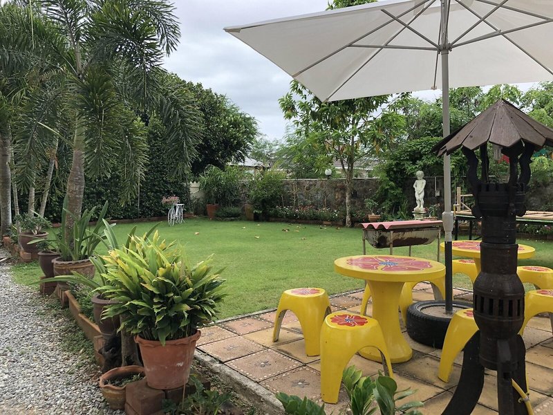 The One Apartment Bangsaray by RoomQuest in Bang Sarai, Bangkok Außenaufnahme