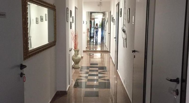 Hotel La Conchiglia in La Maddalena, Olbia,Sardinien Badezimmer