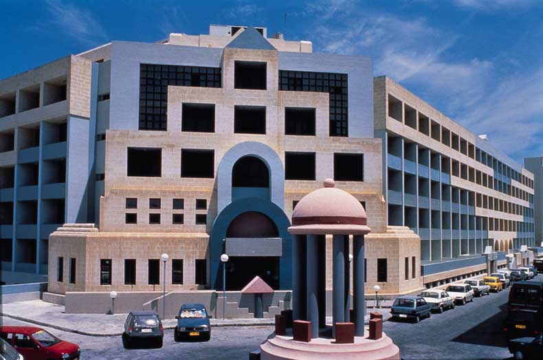 The St. George's Park Hotel in San Giljan, Malta Außenaufnahme