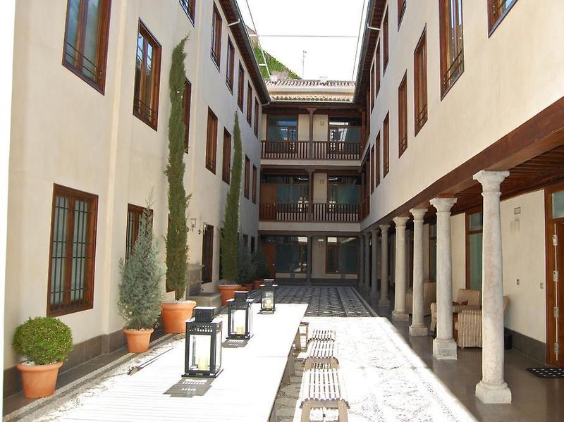 Granada Inn Apartments in Granada, Granada Außenaufnahme