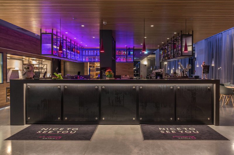 Moxy Milan Linate Airport in Novegro, Mailand (Malpensa) Bar