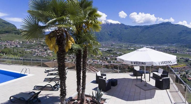 Deva in Riva del Garda, Terrasse