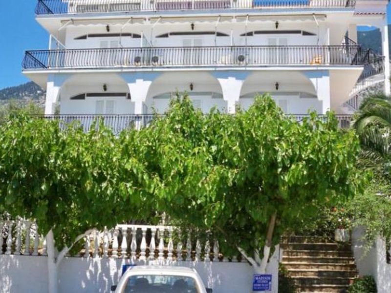 Madison Studios in Vlachata, Kefalonia Pool