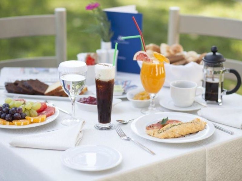 Amalia Hotel Olympia in Olympia, Araxos (Pelepones) Restaurant