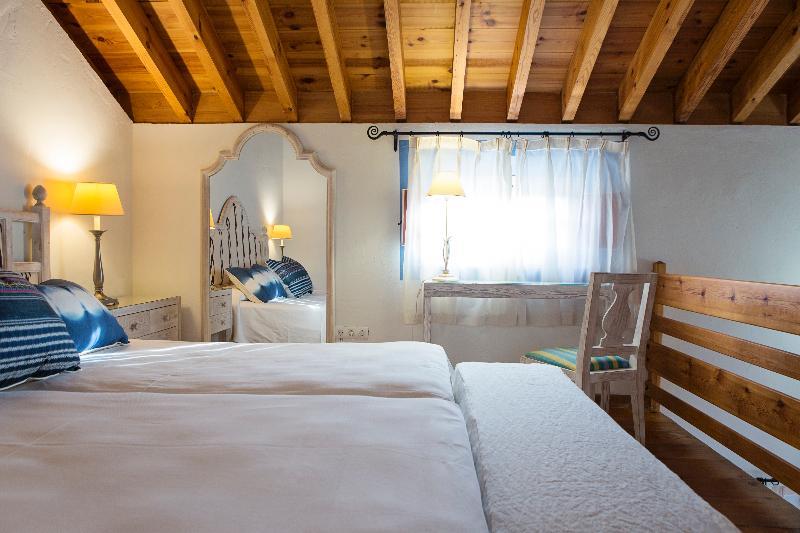 Cortijo del Arte in Pizarra, Malaga Wohnbeispiel