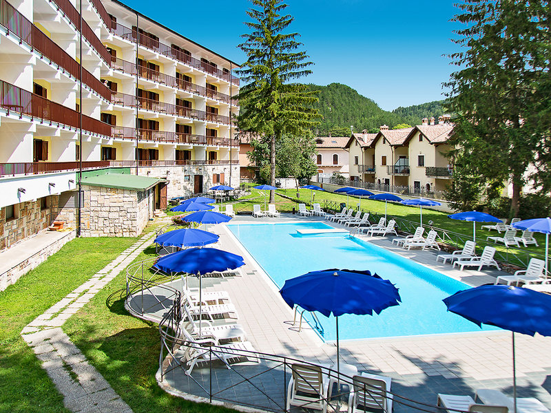 Grand Hotel del Parco in Pescasseroli, Bologna Pool