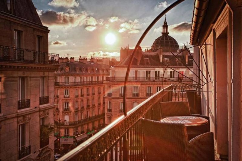 Hotel Le 12 in Paris, Paris-Charles De Gaulle Bar