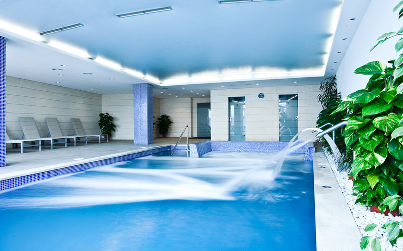 Hallenbad