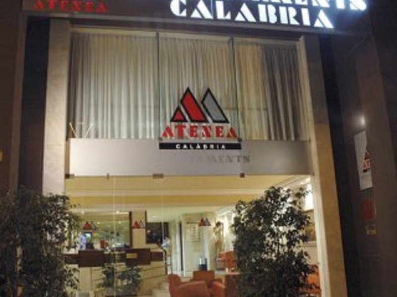 Atenea Calabria Apartaments in Barcelona, Barcelona Außenaufnahme
