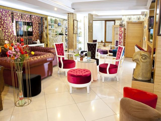 Grand Ons in Istanbul, Istanbul Lounge/Empfang