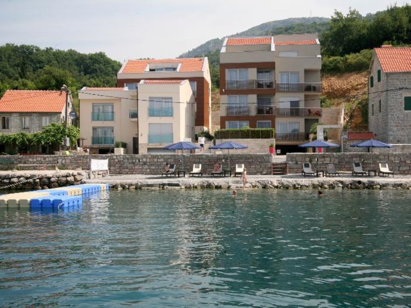 Jelena Vile & Apartmani in Tivat, Podgorica Außenaufnahme
