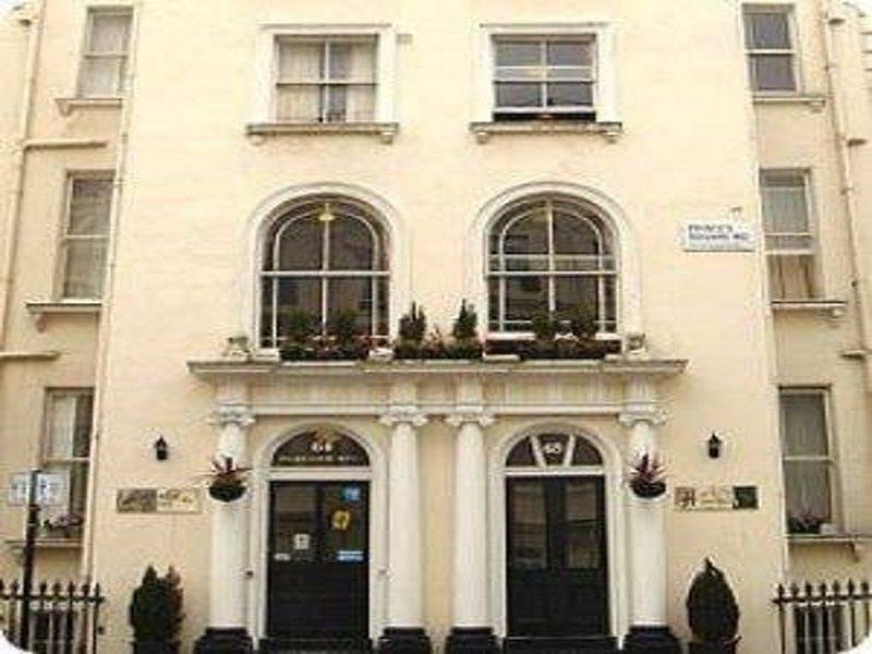 Palace Court in London, London-Stansted Außenaufnahme