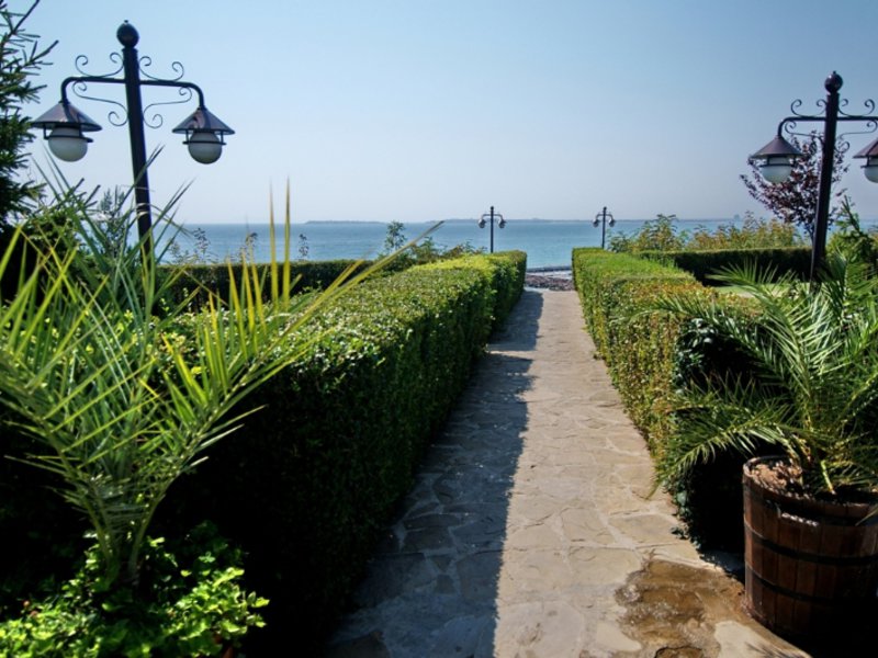 Monastery in Sweti Wlas, Burgas Garten