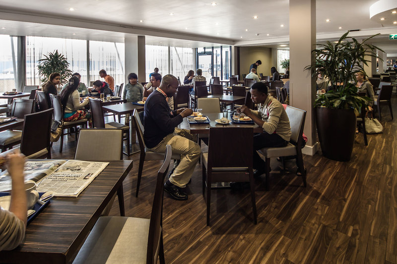 Holiday Inn Express Royal Docks, Docklands in London, London-Stansted Restaurant