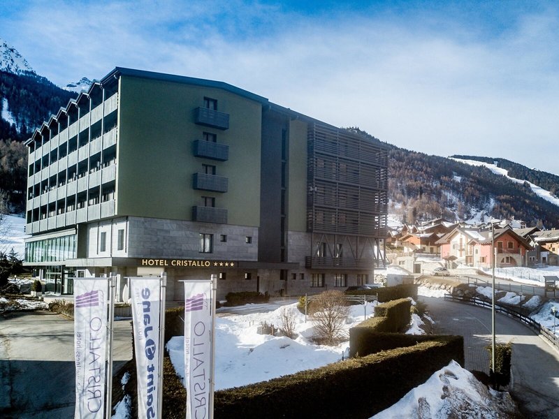 Cristallo Club & Wellness Hotel in Aprica, Verona Außenaufnahme
