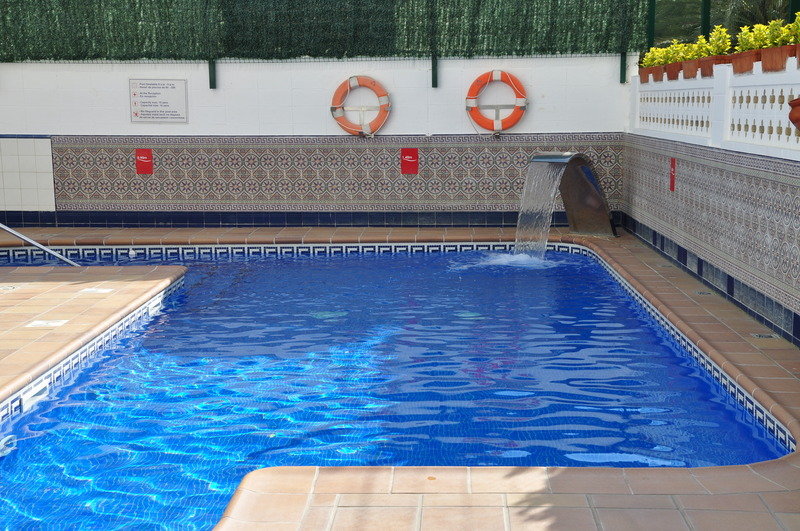 Aparthotel Safari in Calella de la Costa, Barcelona Pool