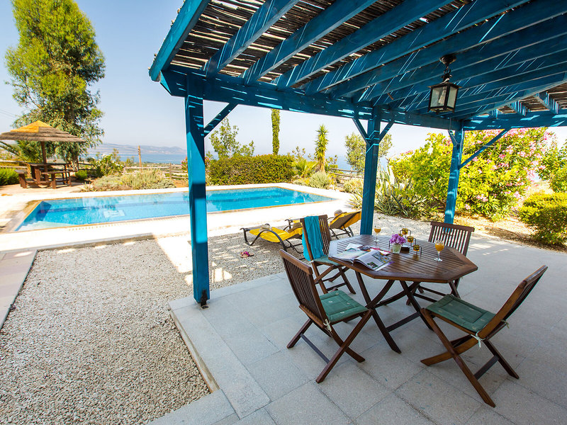 Villa Mediterranean Coast View in Argaka, Paphos (Süden) Terrasse