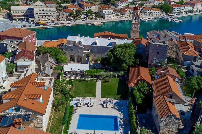 Puteus Palace in Pucica, Split (Kroatien) Terrasse