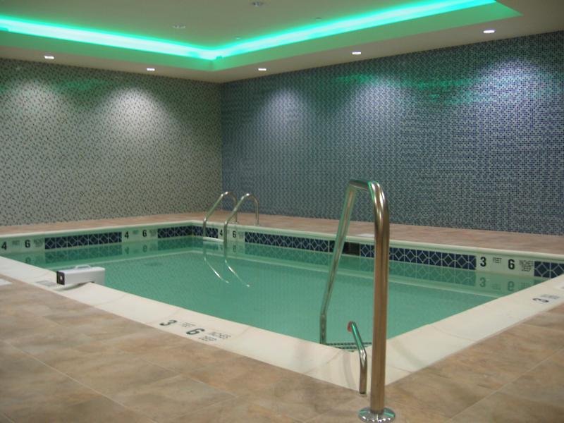 Holiday Inn Manhattan View in New York City, New York (John F Kennedy) Pool