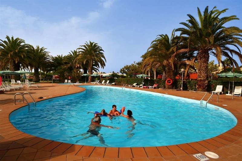 Los Melocotones in Maspalomas, Gran Canaria Pool