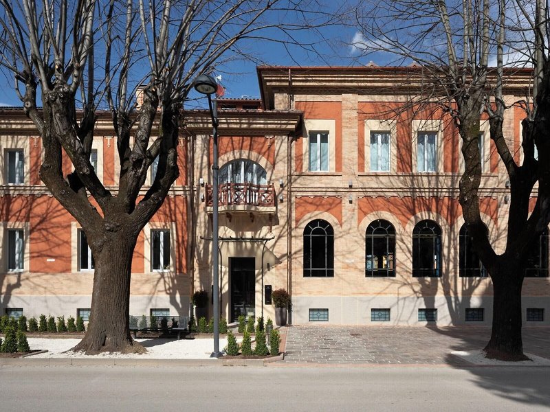 Interno Marche Design Experience Hotel in Tolentino, Bologna Außenaufnahme