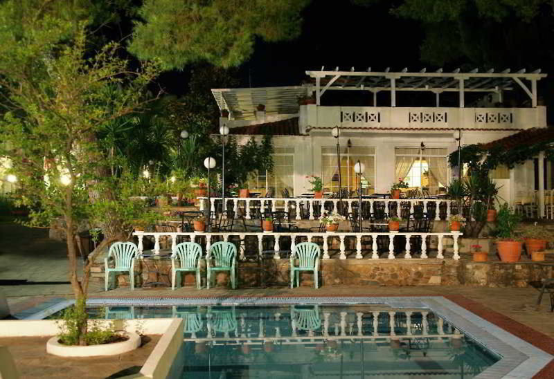 Porfi Beach Hotel in Nikiti, Thessaloniki (Chalkidiki) Pool