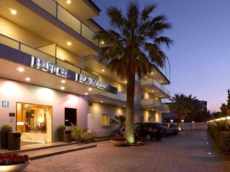 Playafels Hotel & Apartments in Castelldefels, Barcelona Außenaufnahme