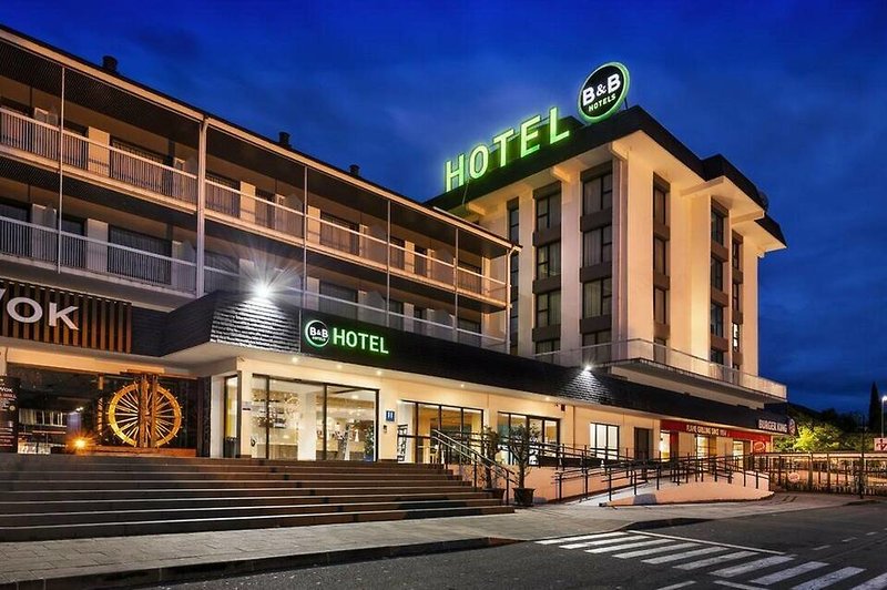 B&B HOTEL Donostia San Sebastián Aeropuerto in Oiartzun, Bilbao Außenaufnahme