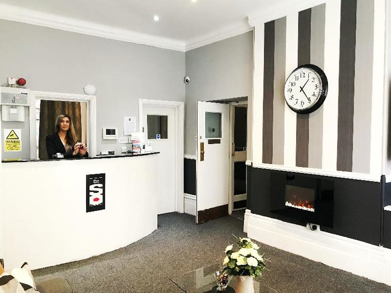 Norfolk Inn Paddington in London, London-Stansted Lounge/Empfang