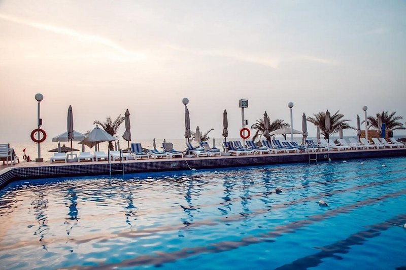 Sharjah Carlton Hotel in Sharjah, Dubai Pool