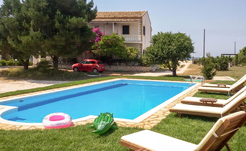 Elli Beach Villas in Acharavi, Korfu Pool