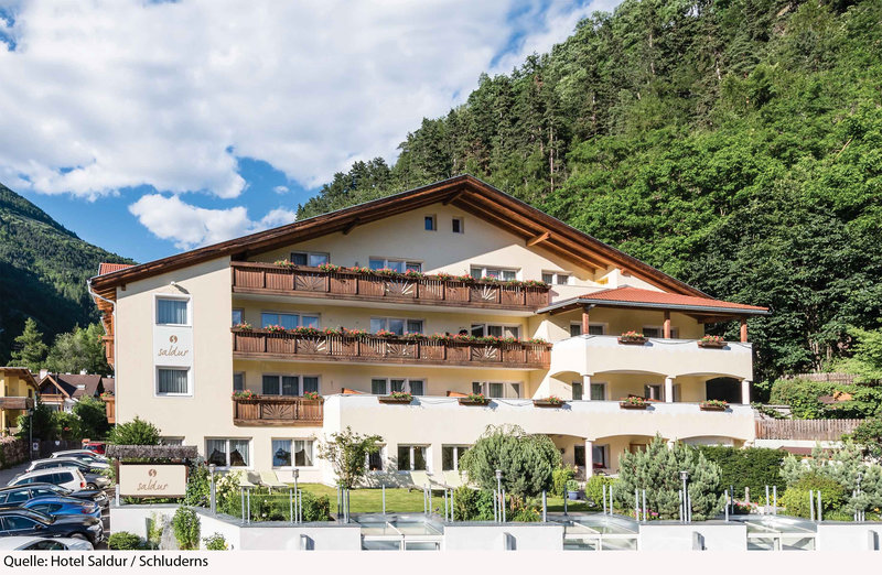 Hotel Saldur in Schluderns, Verona Außenaufnahme