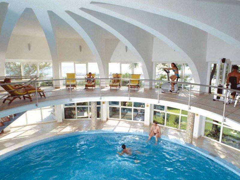 Hallenbad