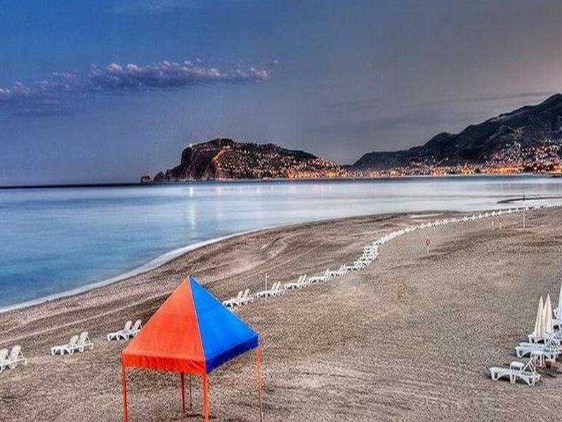 Strand