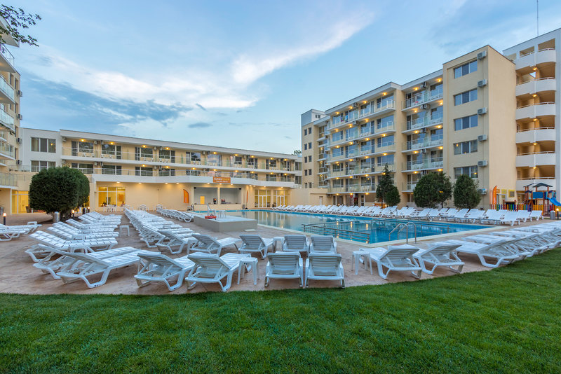 Hotel Garden Nevis in Sonnenstrand, Burgas Außenaufnahme