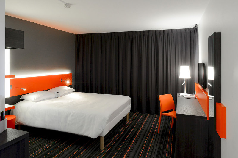 Ibis Styles Caen Centre Gare in Caen, Paris-Charles De Gaulle Wohnbeispiel