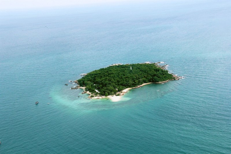 Koh Munnork Private Island Resort by Epikurean Lifestyle in Ko Munnork, Bangkok Tiere