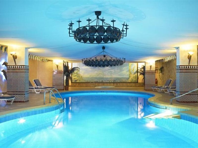 Hallenbad