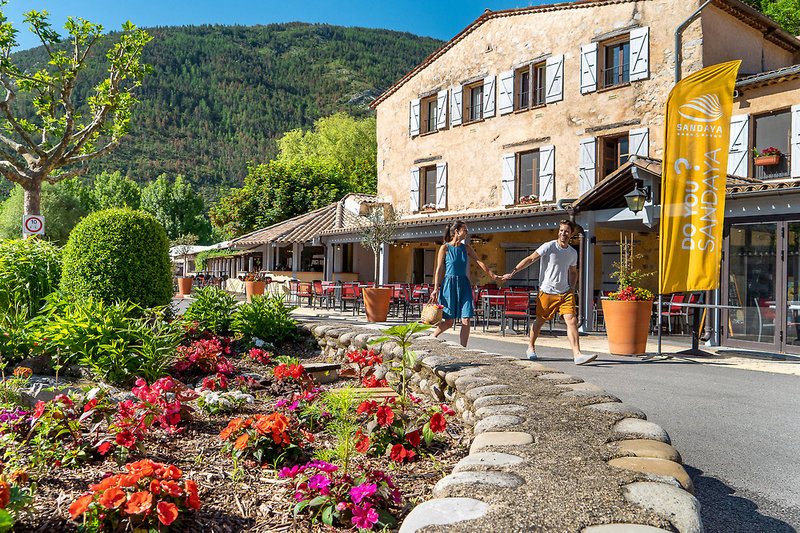 Camping Domaine du Verdon in Castellane, Nizza Außenaufnahme Camping Domaine du Verdon in Castellane, Nizza Außenaufnahme