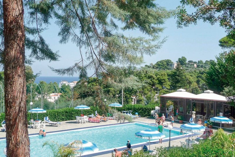 Camping Villaggio Internazionale by Happy Camp in San Menaio, Bari Pool