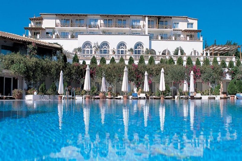 Out of the Blue Capsis Resort in Agia Pelagia, Heraklion (Kreta) Pool