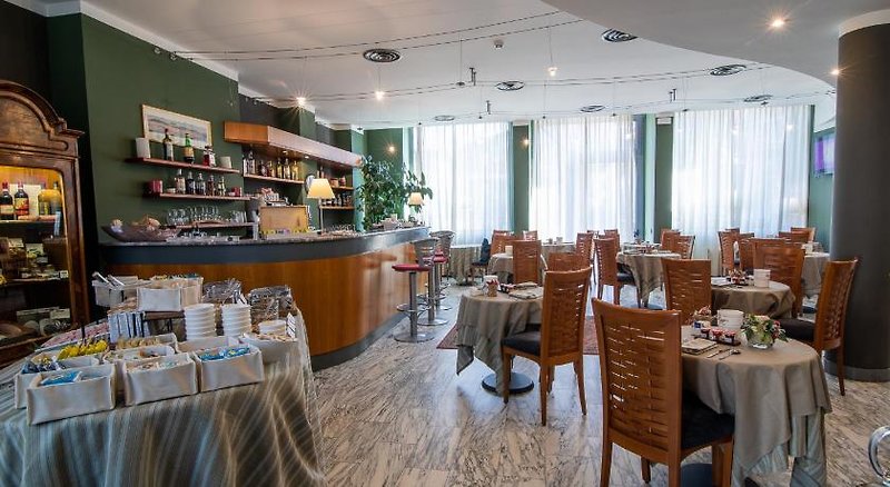 Vittoria in Sondrio, Mailand (Malpensa) Bar