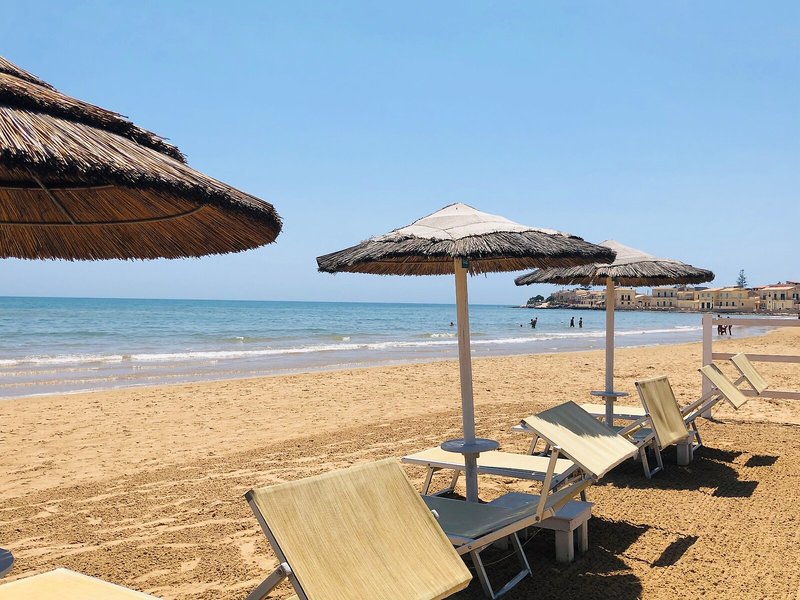 Pietra d'Acqua in Sampieri, Catania Strand
