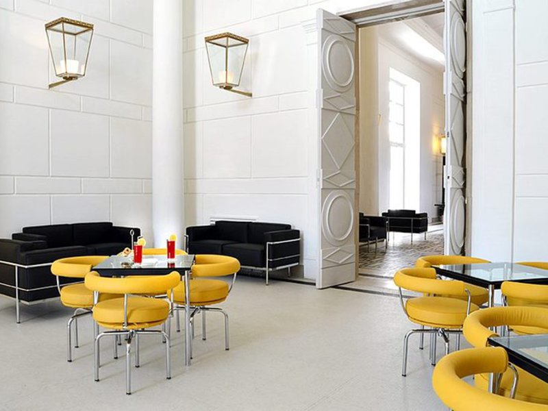 Palazzo Esedra in Neapel, Neapel Bar