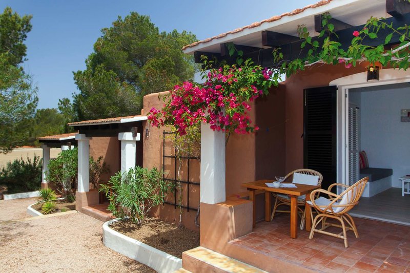 Appartements Sa Sargantana in Playa Mitjorn, Ibiza Terasse