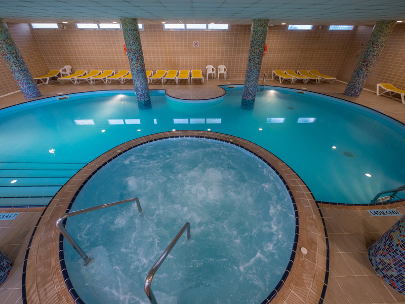 Hallenbad