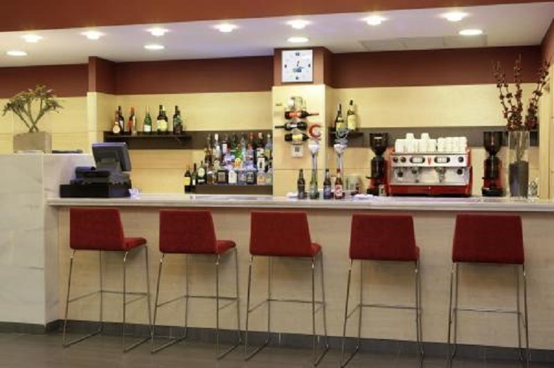 Holiday Inn Express Madrid-Getafe in Getafe, Madrid Bar