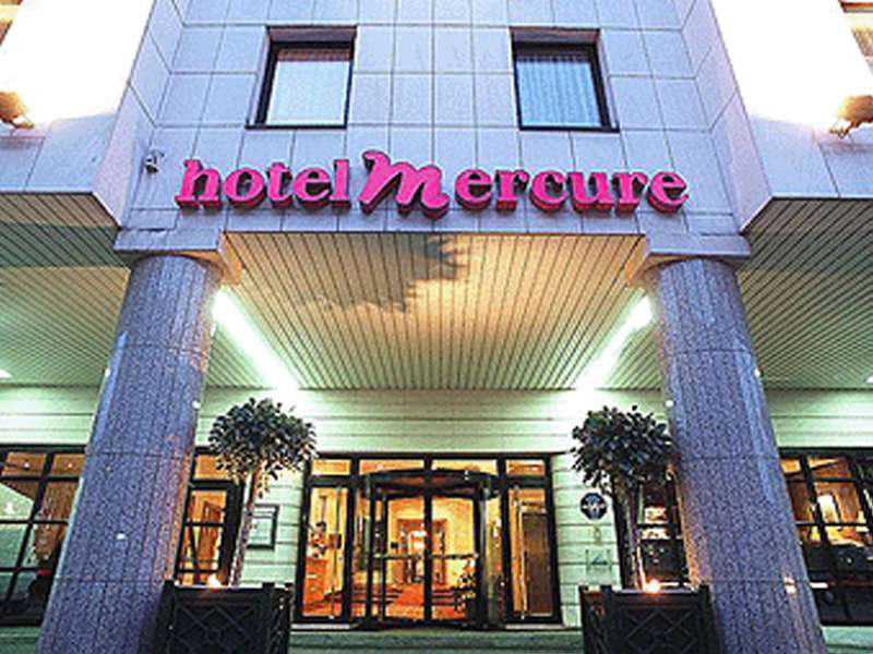 Mercure Paris Eiffel Tower Grenelle Hotel in Paris, Paris-Charles De Gaulle Außenaufnahme