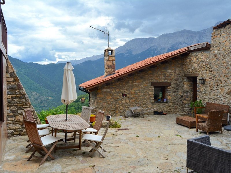 Casa Rural al Pirineu in Ansovell, Barcelona Außenaufnahme