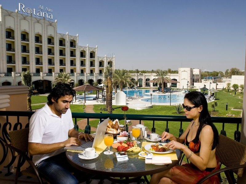 Al Ain Rotana in Al Ain, Dubai Außenaufnahme
